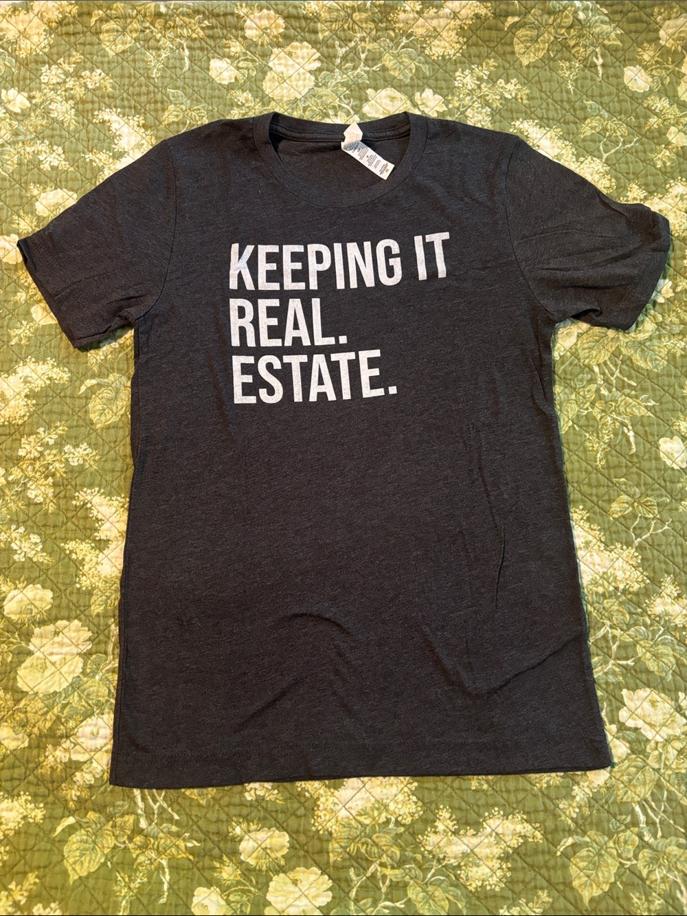 Keeping It Real Estate Realtor Graphic Tee - charcoal gray